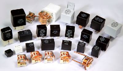 selection-of-automotive-relays.jpg