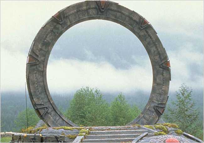 sg1-travel-stargate.png