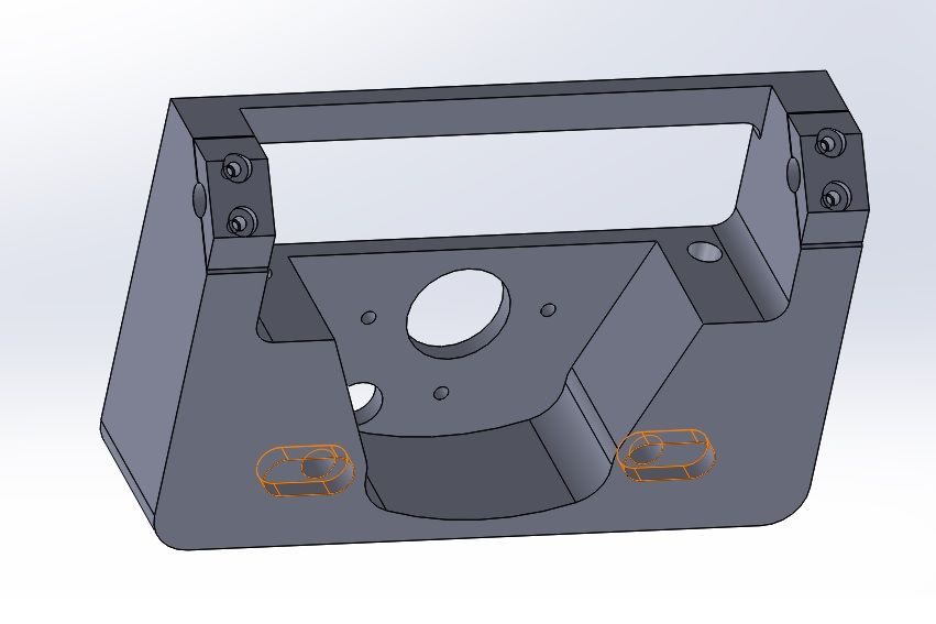 fixation cote moteur.jpg