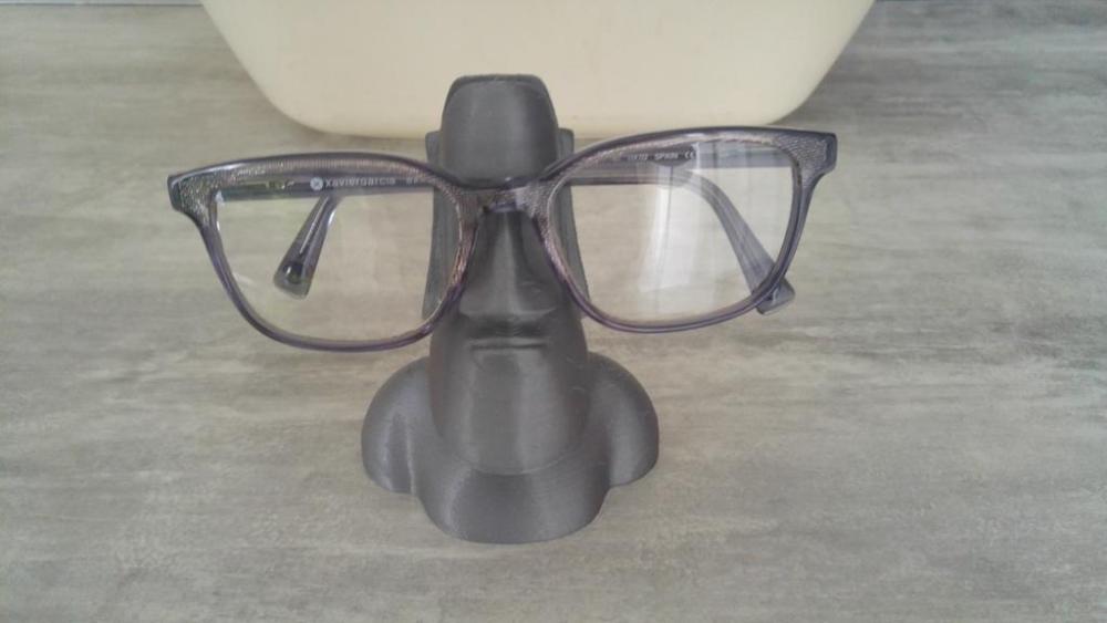 porte_lunette_moai.jpg