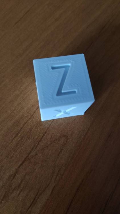 Cube Z de près.jpg