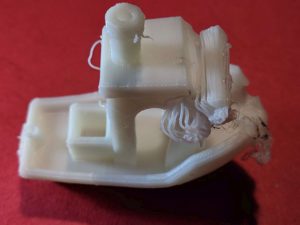 benchy-fail-1.thumb.jpg.13335eece9f296a6811555b293775caf.jpg