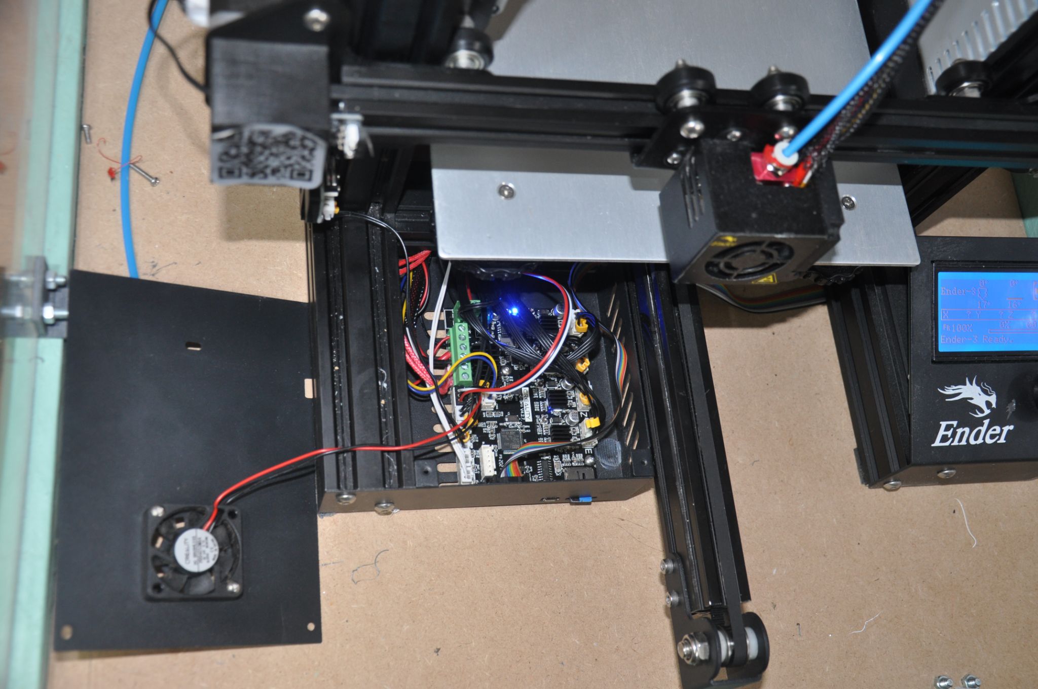probléme installation detecteur de fin de filament sur carte mére creality  4.2.7 - Creality - Forum pour les imprimantes 3D et l'impression 3D