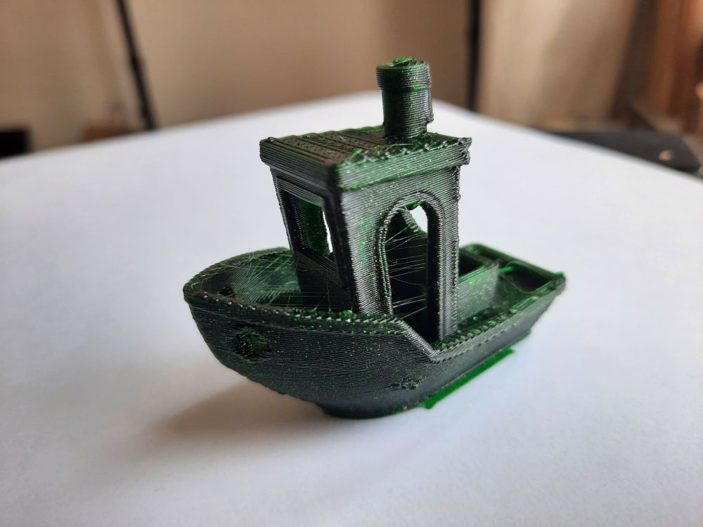 Benchy_Twilight_Emerald_Plasticz_0_8-3.thumb.jpg.b30a466c9bd4d6875036ff70f183cd36.jpg