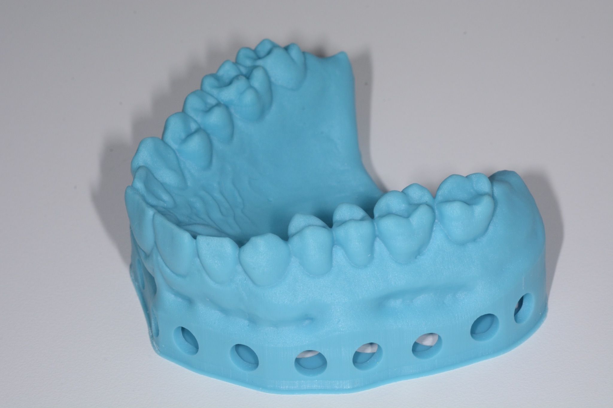 Elegoo Saturn S - Imprimante 3D résine pour le dentaire