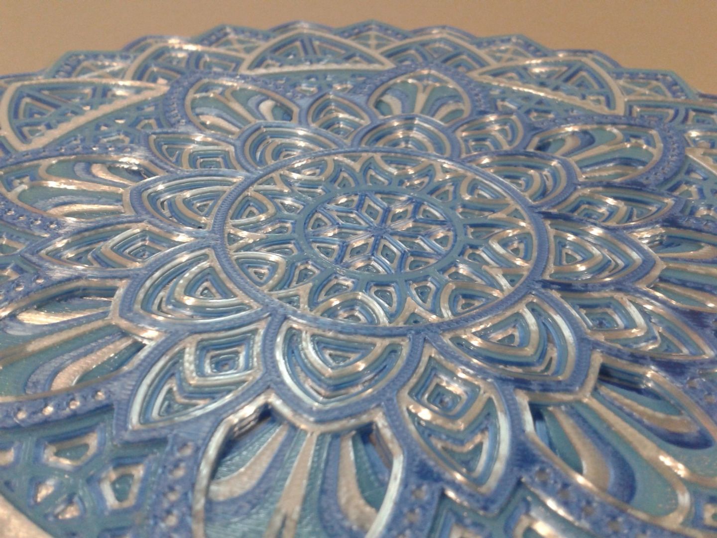 "Floral multi color mandala wall art" de "Spike Mix"