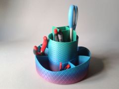 "笔筒 pen container" de "萌小白"