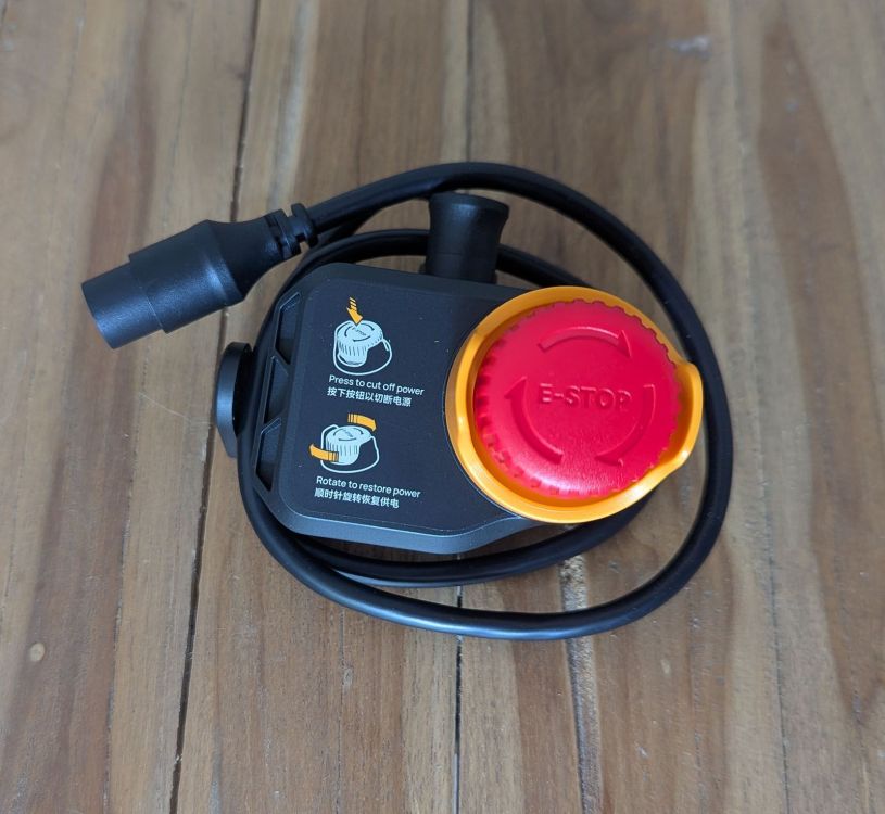 bouton d'arrêt d'urgence.jpg
