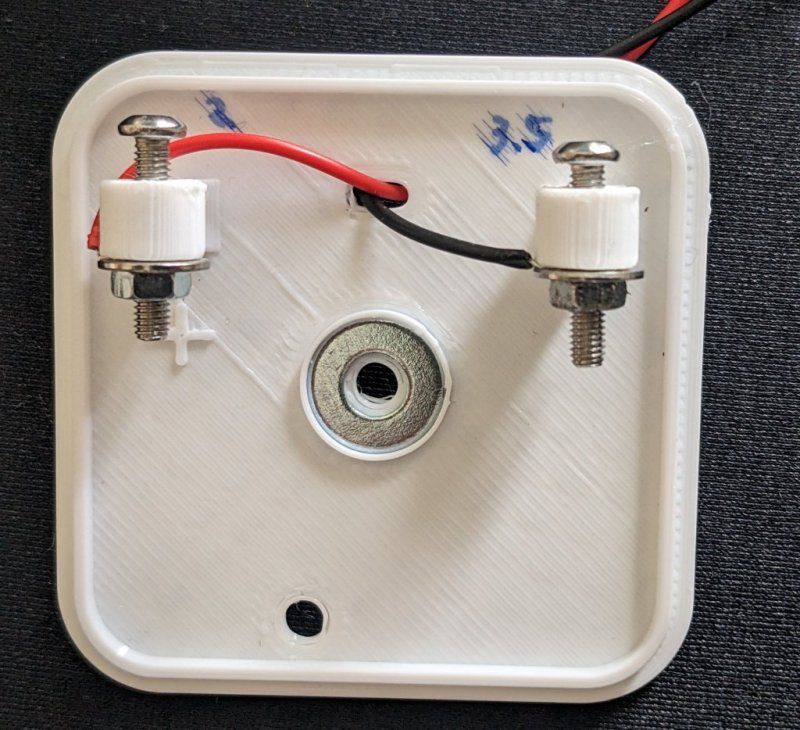 HueSensorAdapter.jpg.eb3d0561424347de218a43ed60770def.jpg