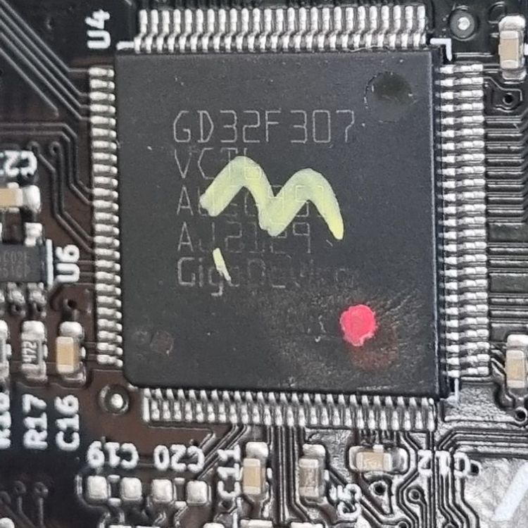 GD32F307.thumb.jpg.95154c932ae3eedcab3281a9e29287bf.jpg
