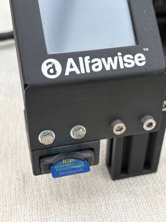 U30P_#16-lecteur carte SD.jpg