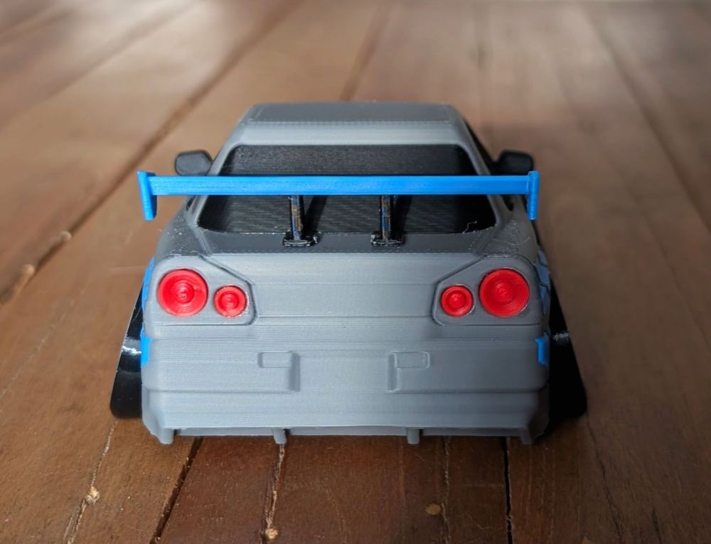 Nissan Skyline R34 GTR 3D 02.jpg