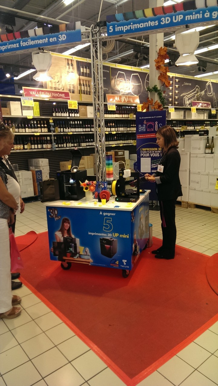 Stand découverte de l'impression 3D à Carrefour les Ulis (91)