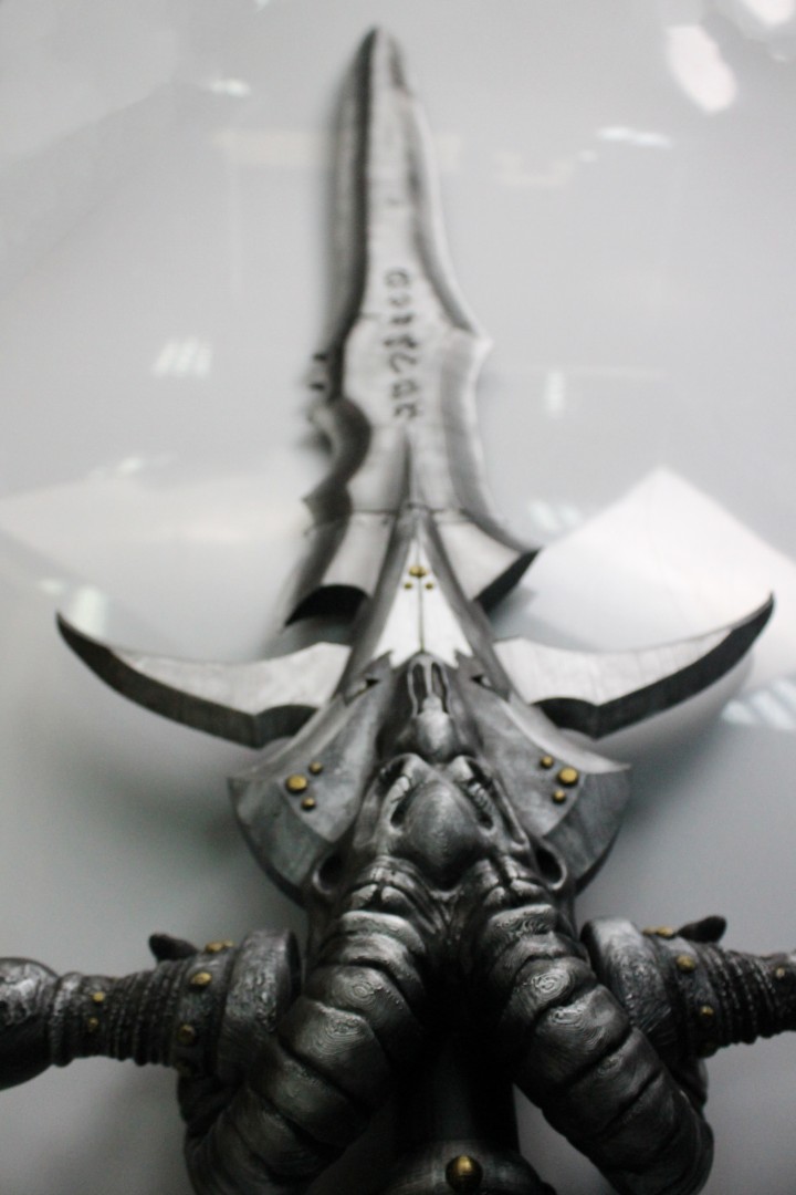 World of Warcraft épée Frostmourne 10