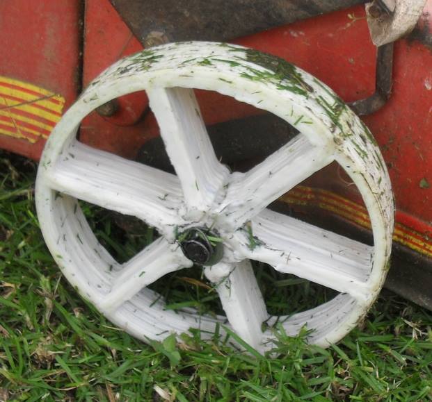 Roue de tondeuse imprimée en 3D