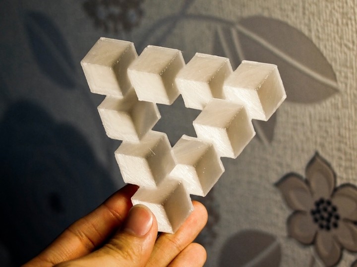 Variante du Triangle de Penrose imprimé en 3D