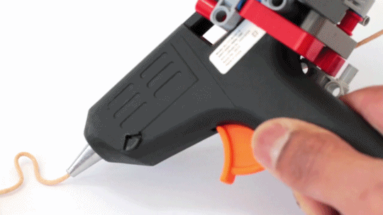 Transformer un pistolet à colle en stylo 3D avec des Lego