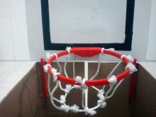 Mini panier de basket pour poubelle