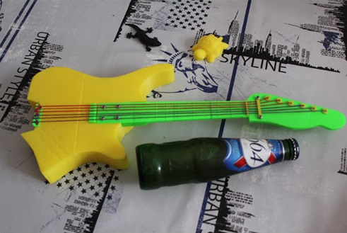Guitare pour enfant imprimée en 3D