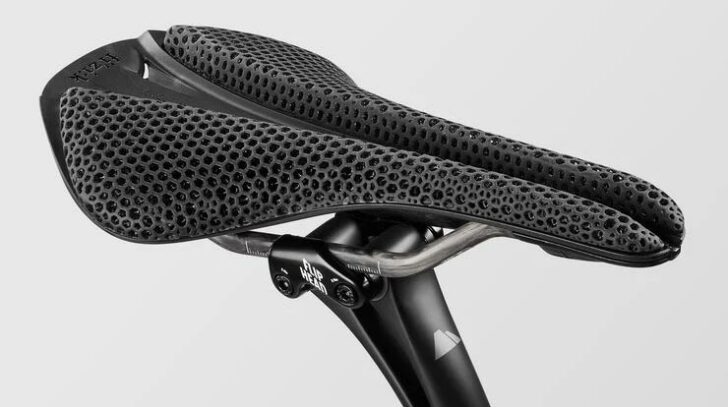 Fizik Antares Versus R1 Canyon