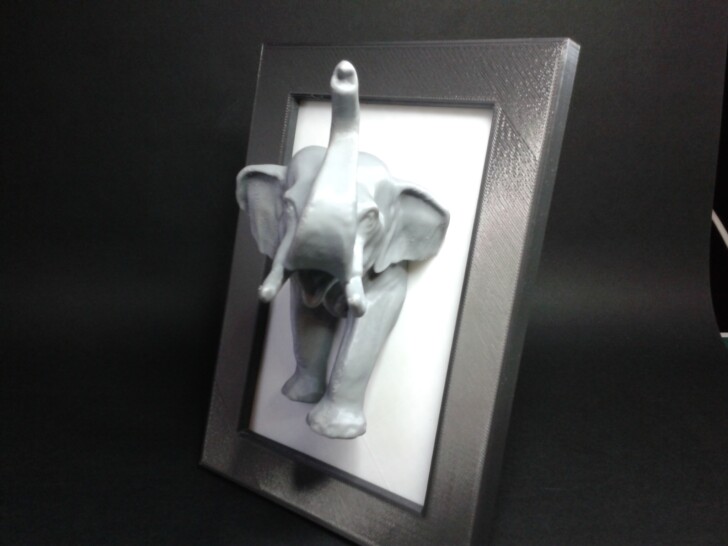 elephant PLA gris blanc