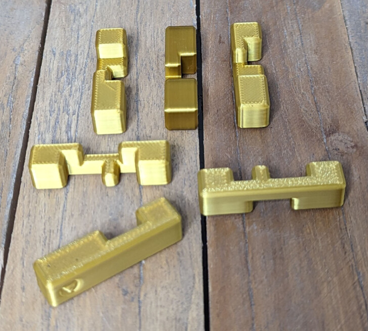 Burr Puzzle parametric PLA Gold Silk