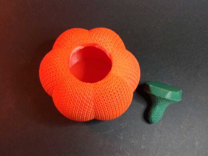 Test Ender 3 V3 KE Print PLA KNITTED CROCHET PUMPKIN JACK 0 LANTERN IMG 20240101 115902