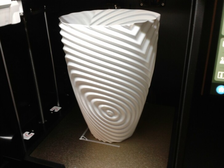 Test Q1Pro Print PETG gmax twisted ripple vase bin IMG 20240313 033353 q85