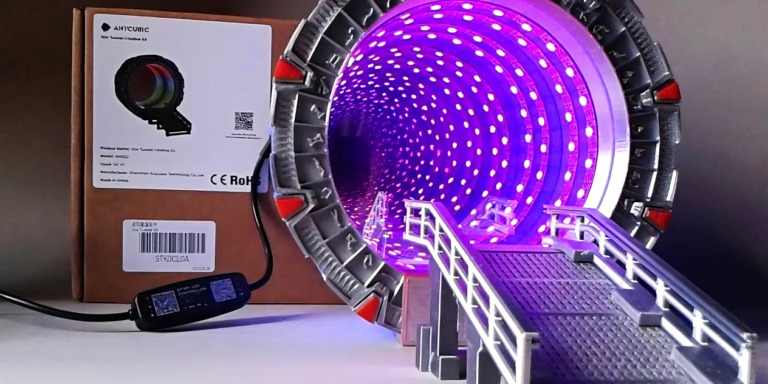 Star-Tunnel-Infinity-Mirror-768x384.jpg