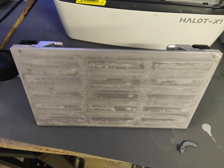 Halot X1 plateau3