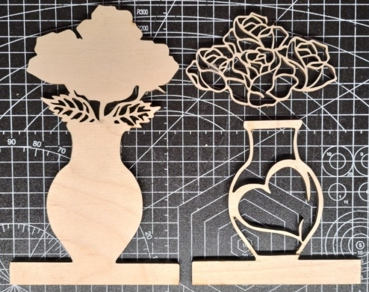 rose vase 1