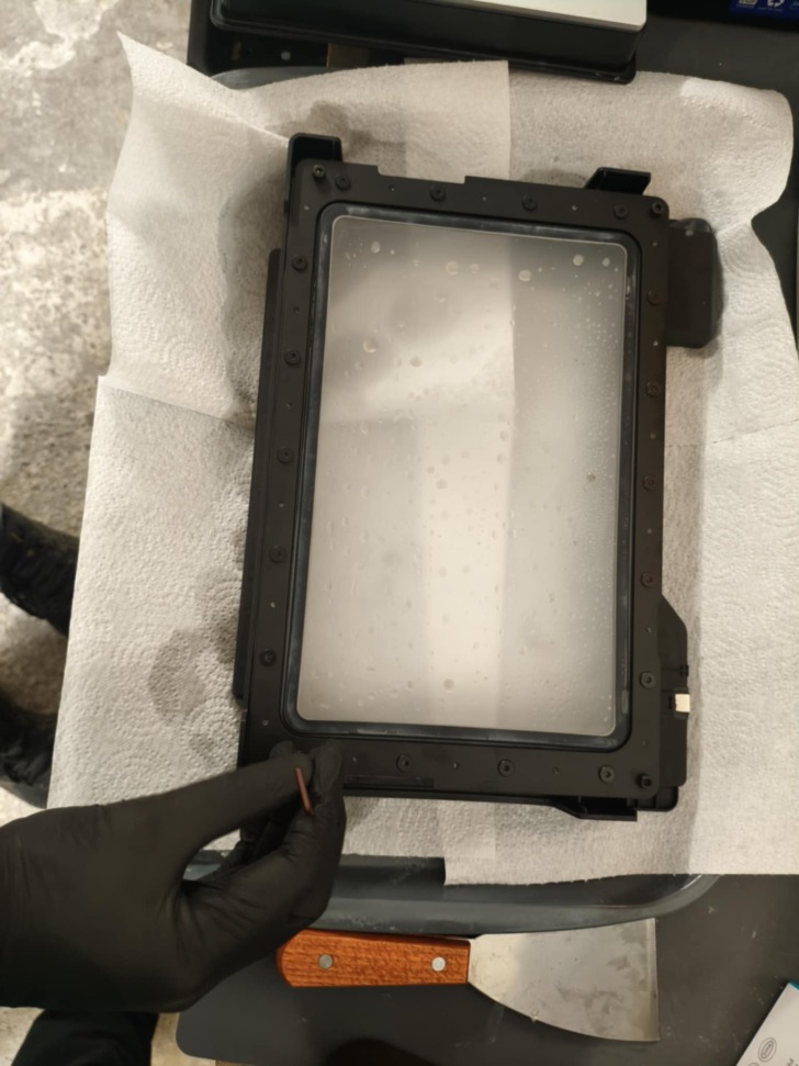 GK3 pro changement film (1)