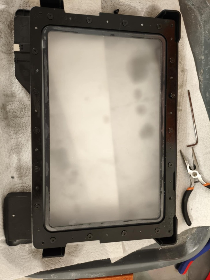 GK3 pro changement film (5)