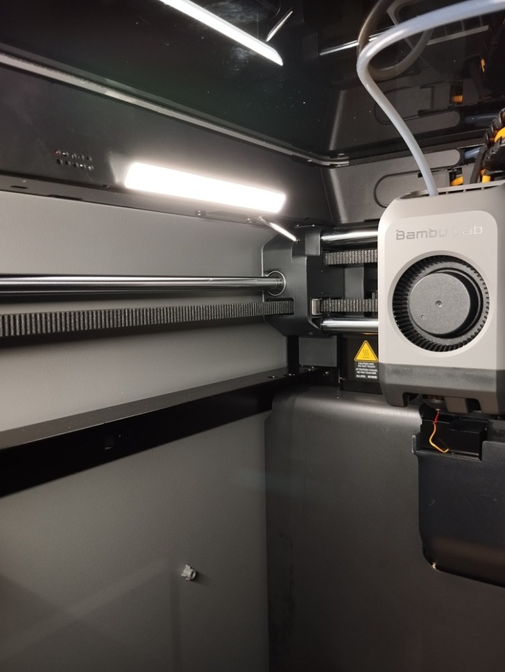 bambu lab P2S eclairage