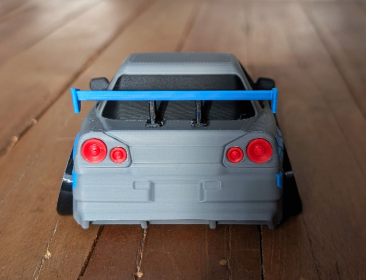 Nissan Skyline R34 GTR 3D 02