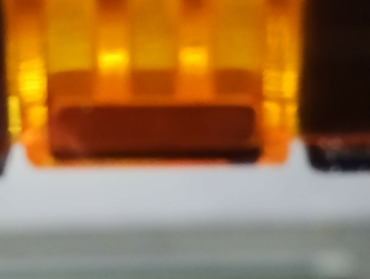 det ouverture capot magnet