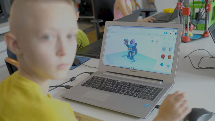 enfant modelisation 3D imprimante